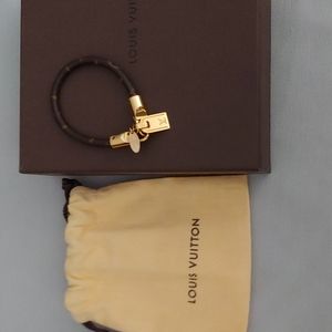 Louis Vuitton BC LUCK IT Monogram 17